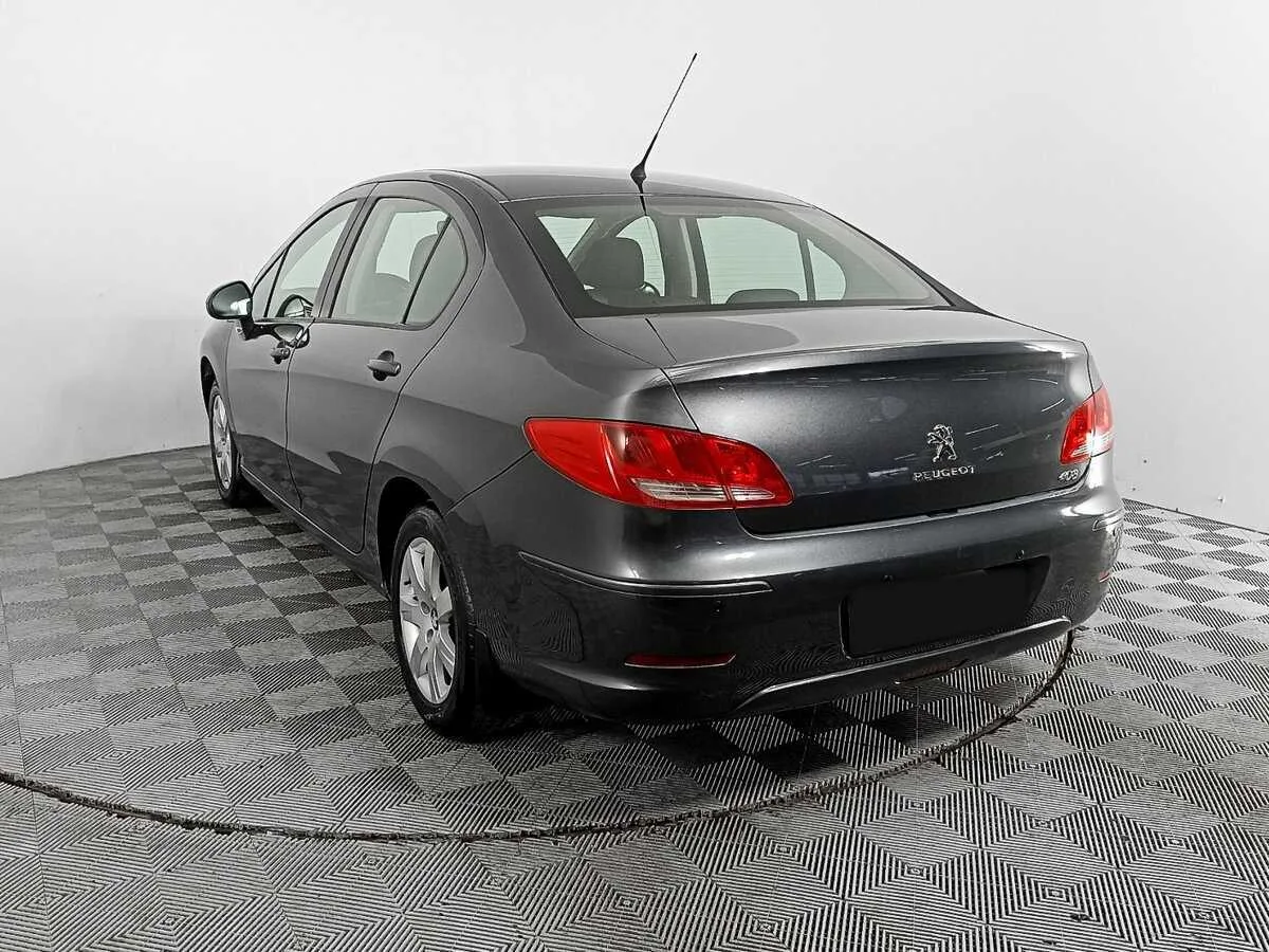 Peugeot 408