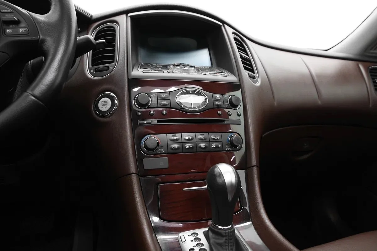Infiniti QX50