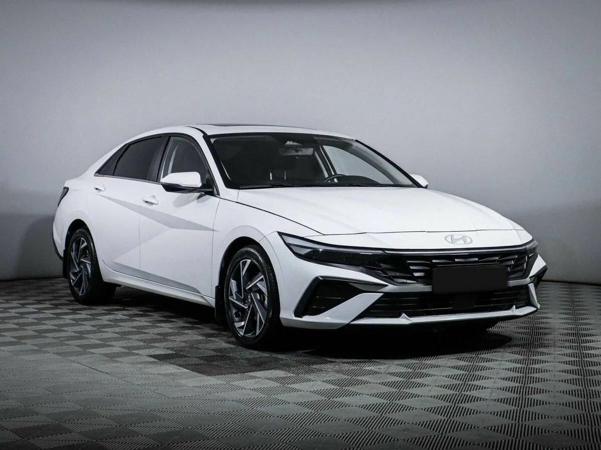 Hyundai Elantra
