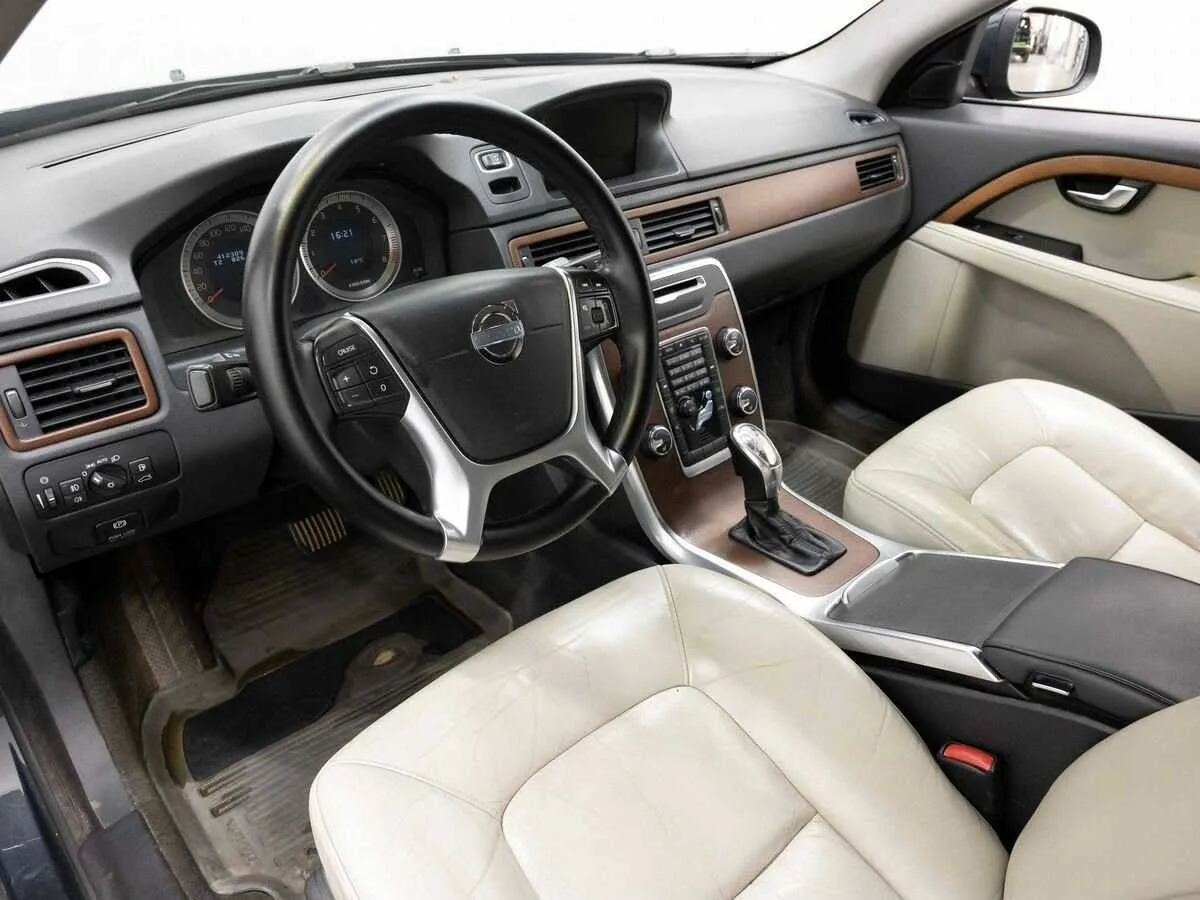 Volvo S80