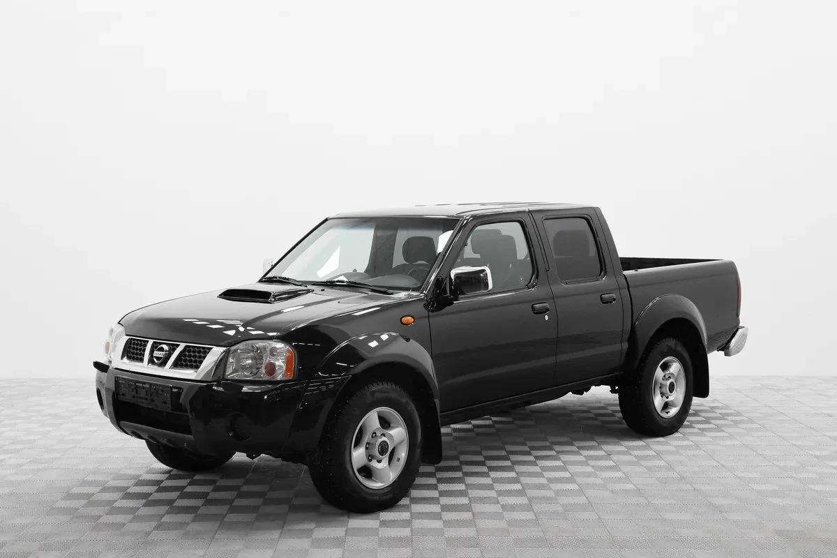 Nissan NP300