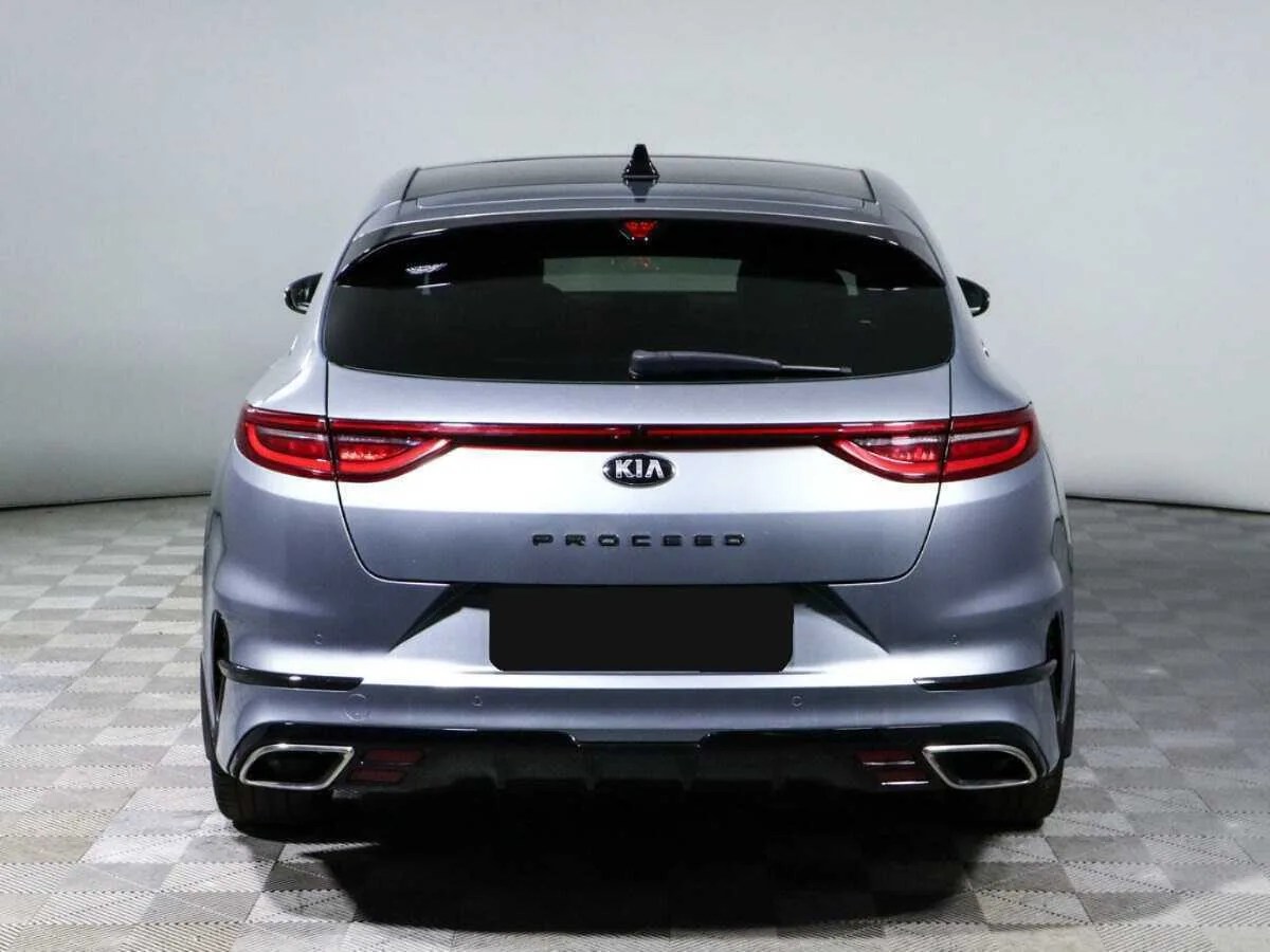 Kia Proceed