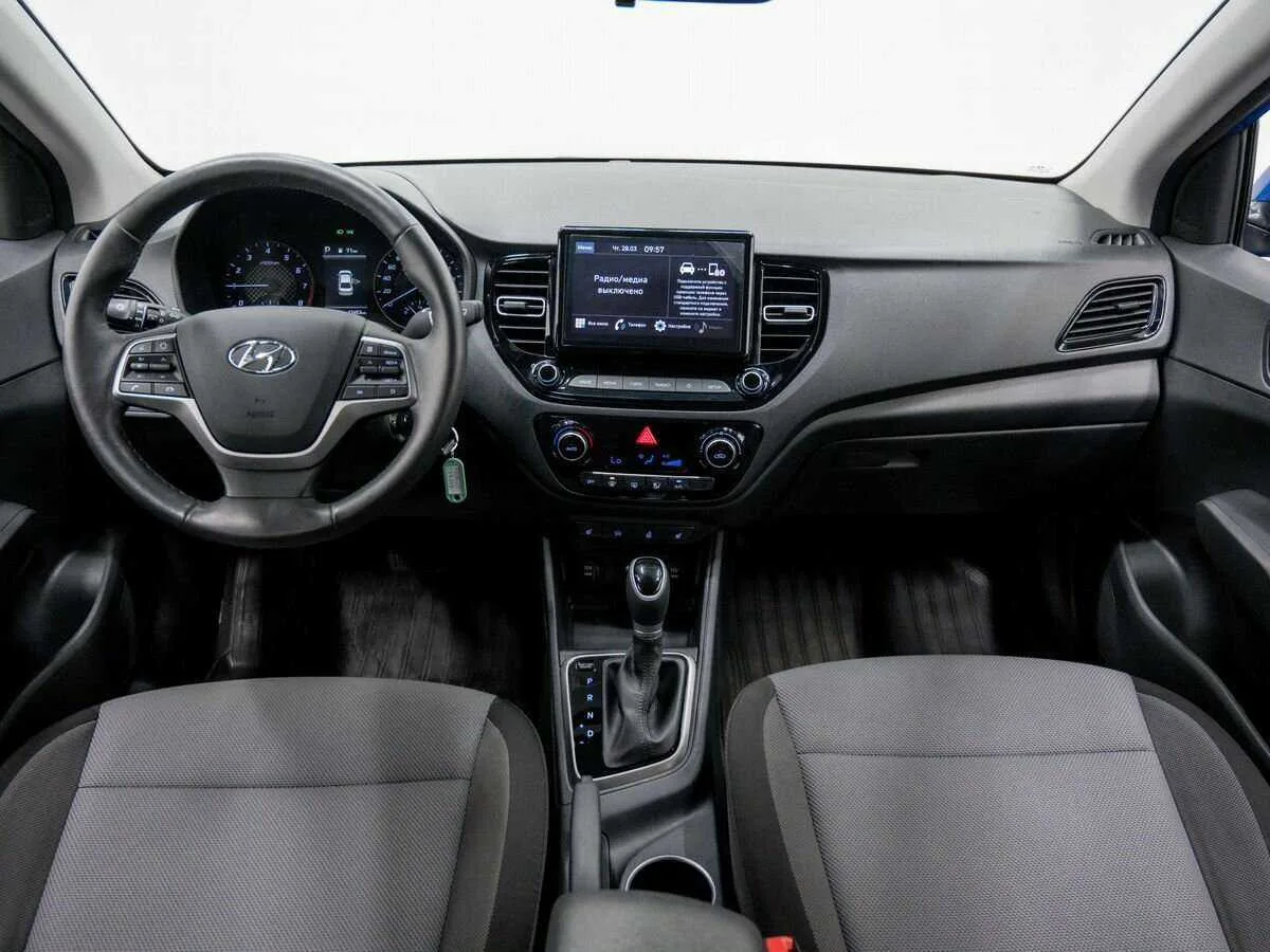 Hyundai Solaris
