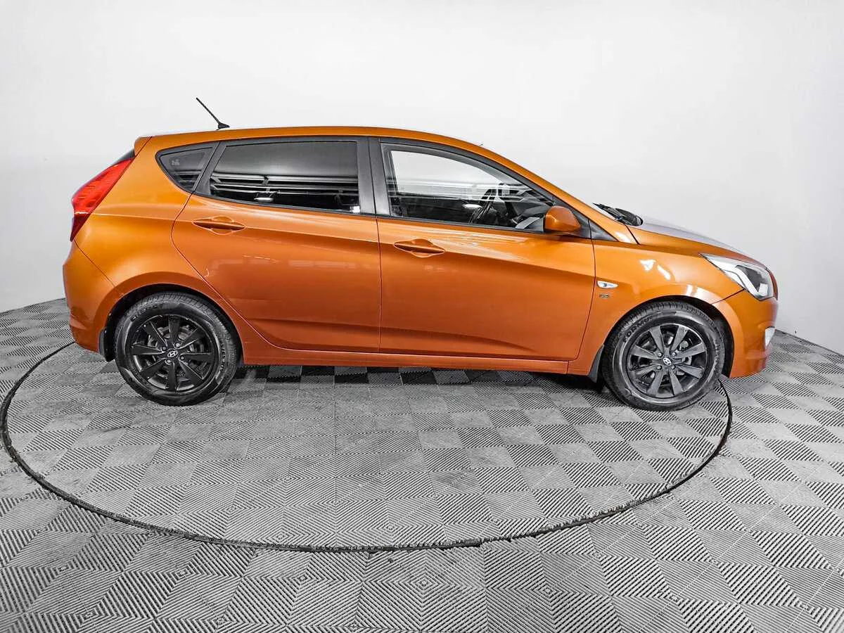 Hyundai Solaris
