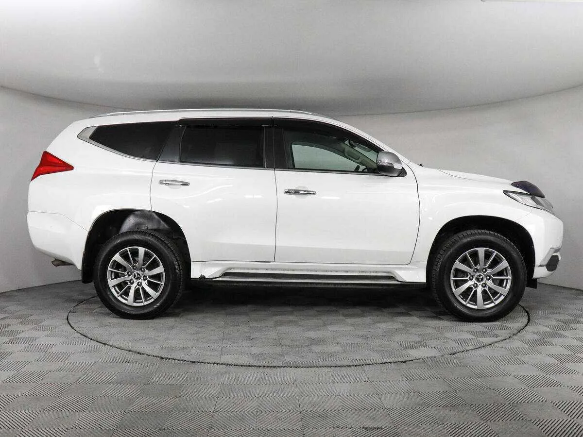 Mitsubishi Pajero Sport