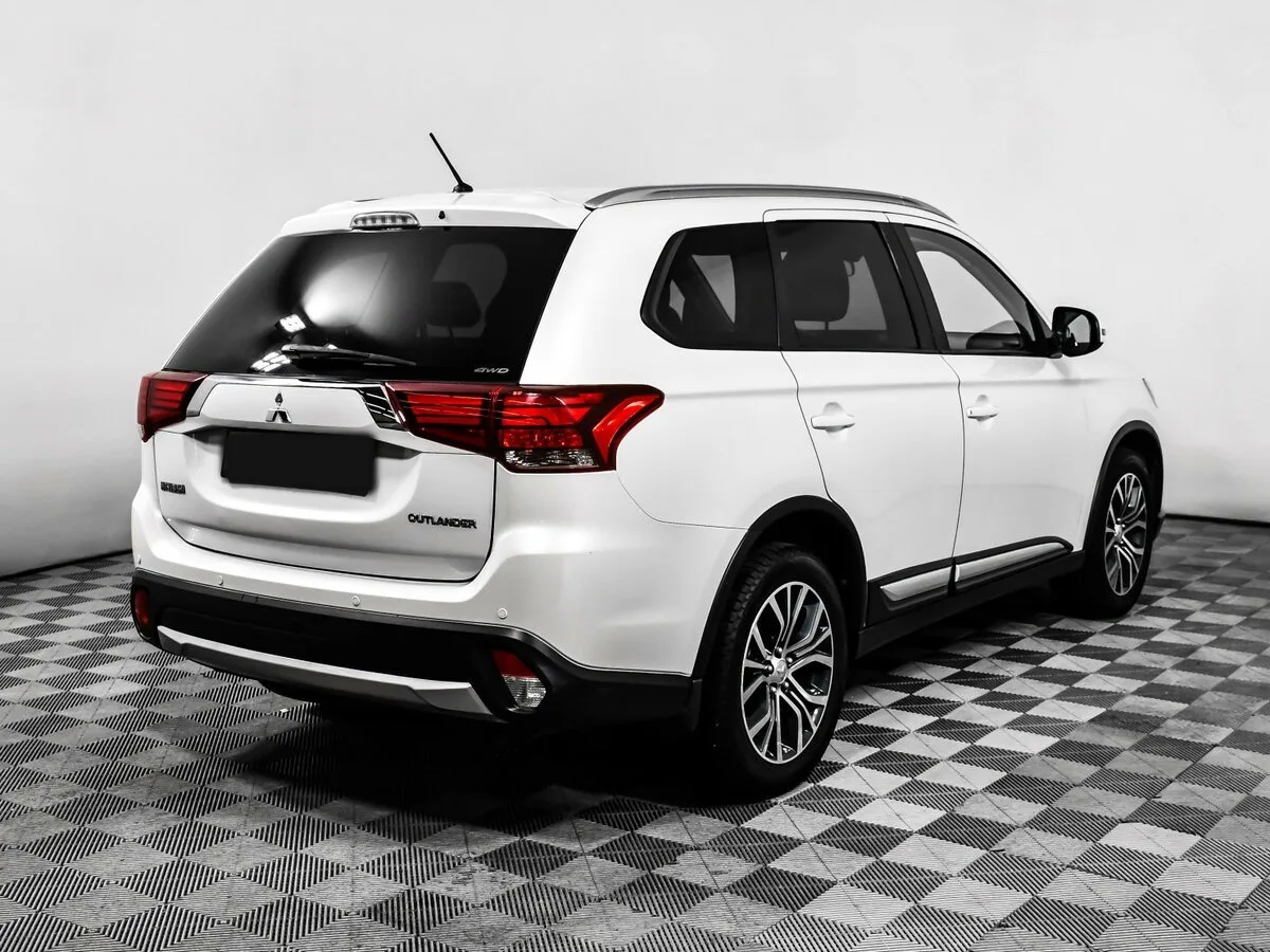 Mitsubishi Outlander
