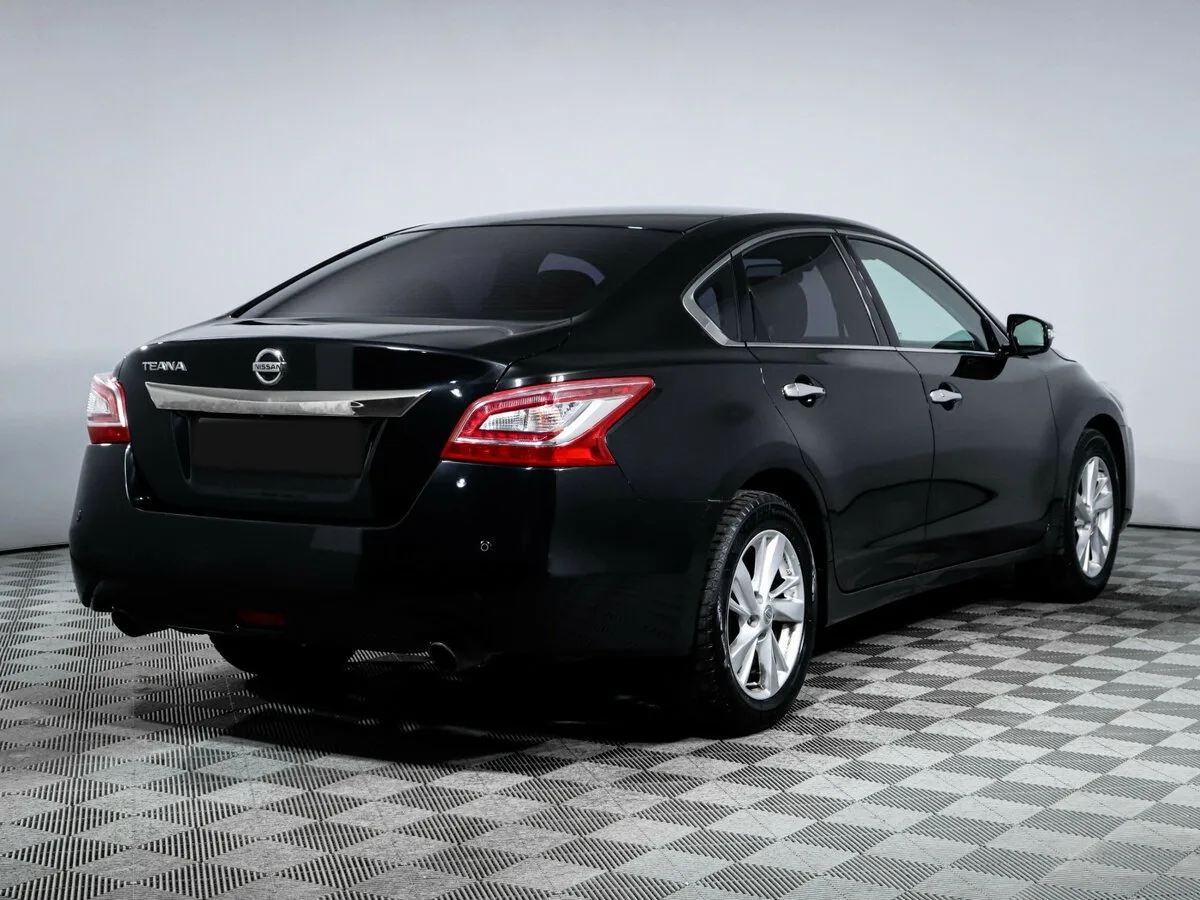 Nissan Teana