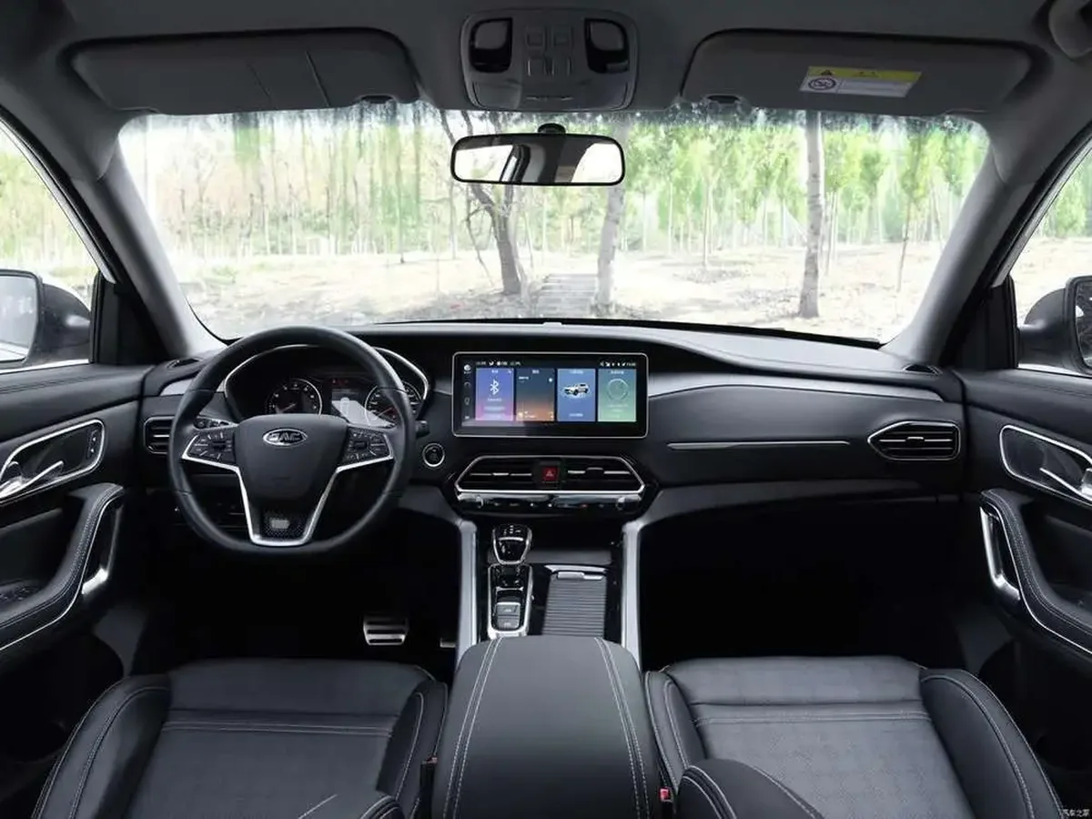 JAC S7