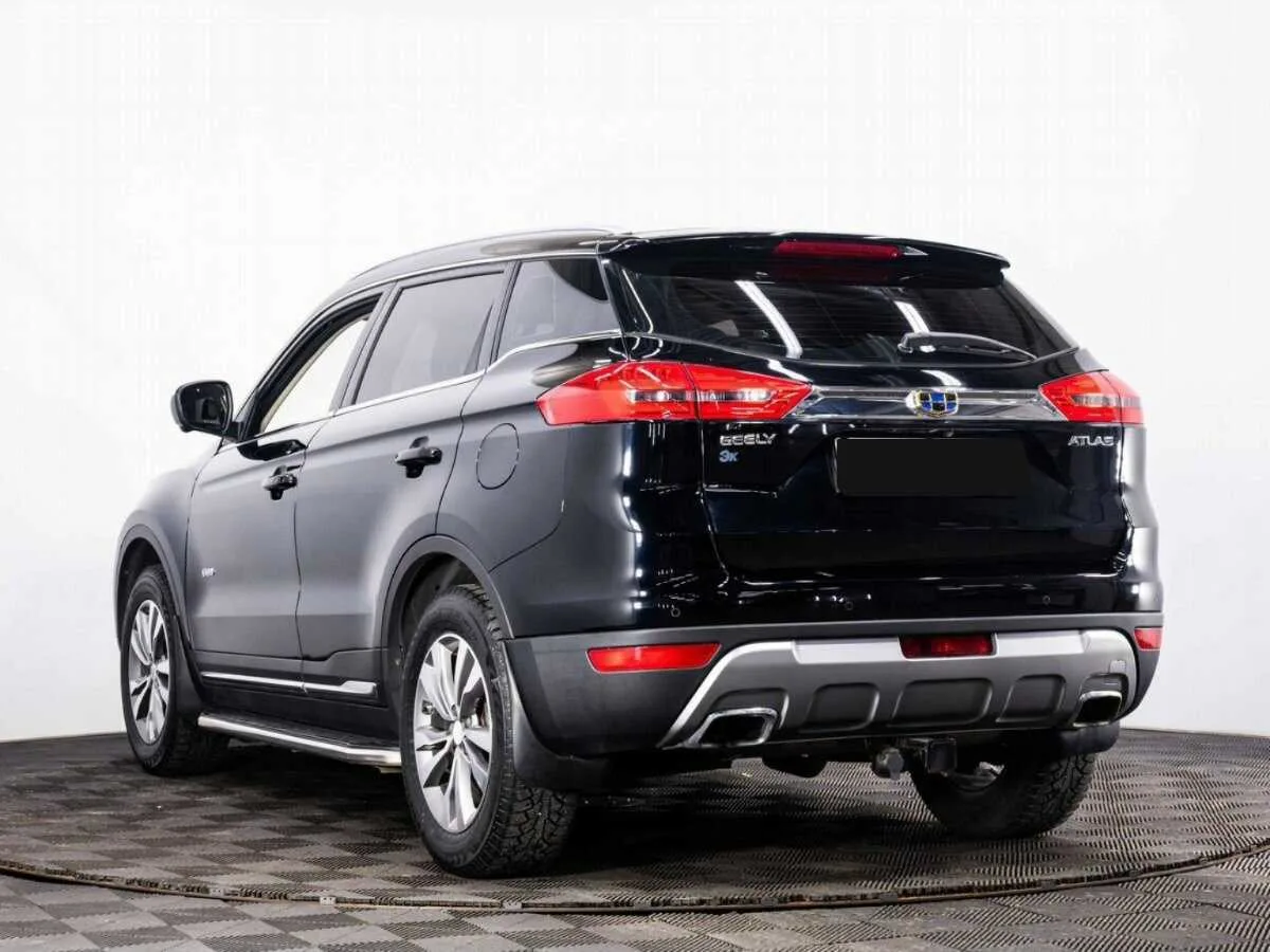 Geely Atlas