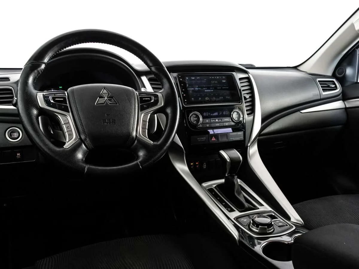 Mitsubishi Pajero Sport