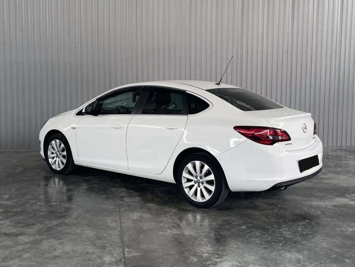 Opel Astra