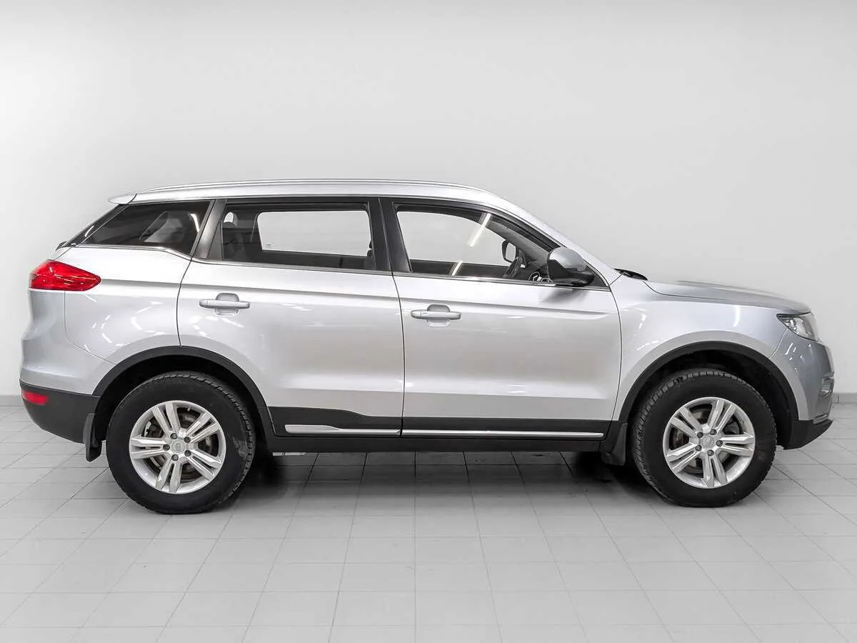 Geely Atlas