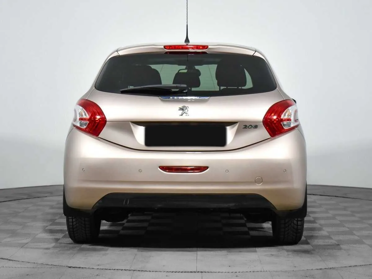 Peugeot 208
