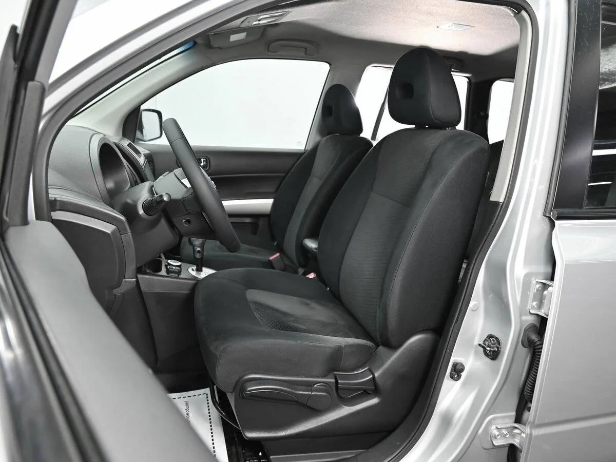 Nissan X Trail