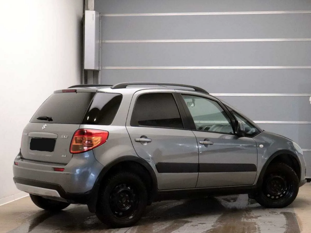 Suzuki SX4