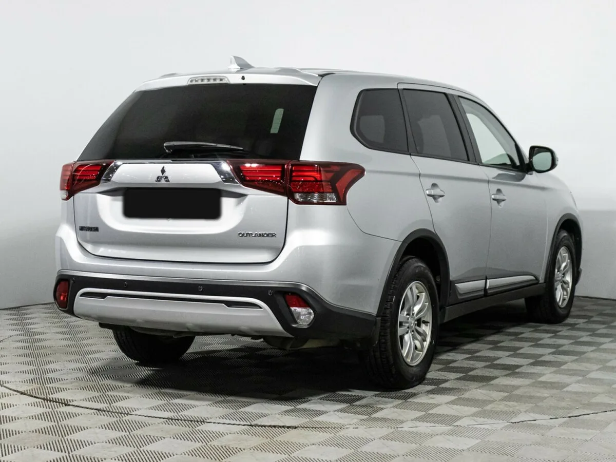 Mitsubishi Outlander