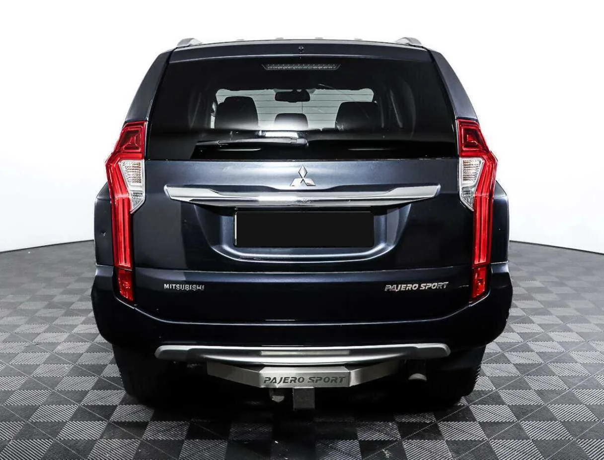 Mitsubishi Pajero Sport