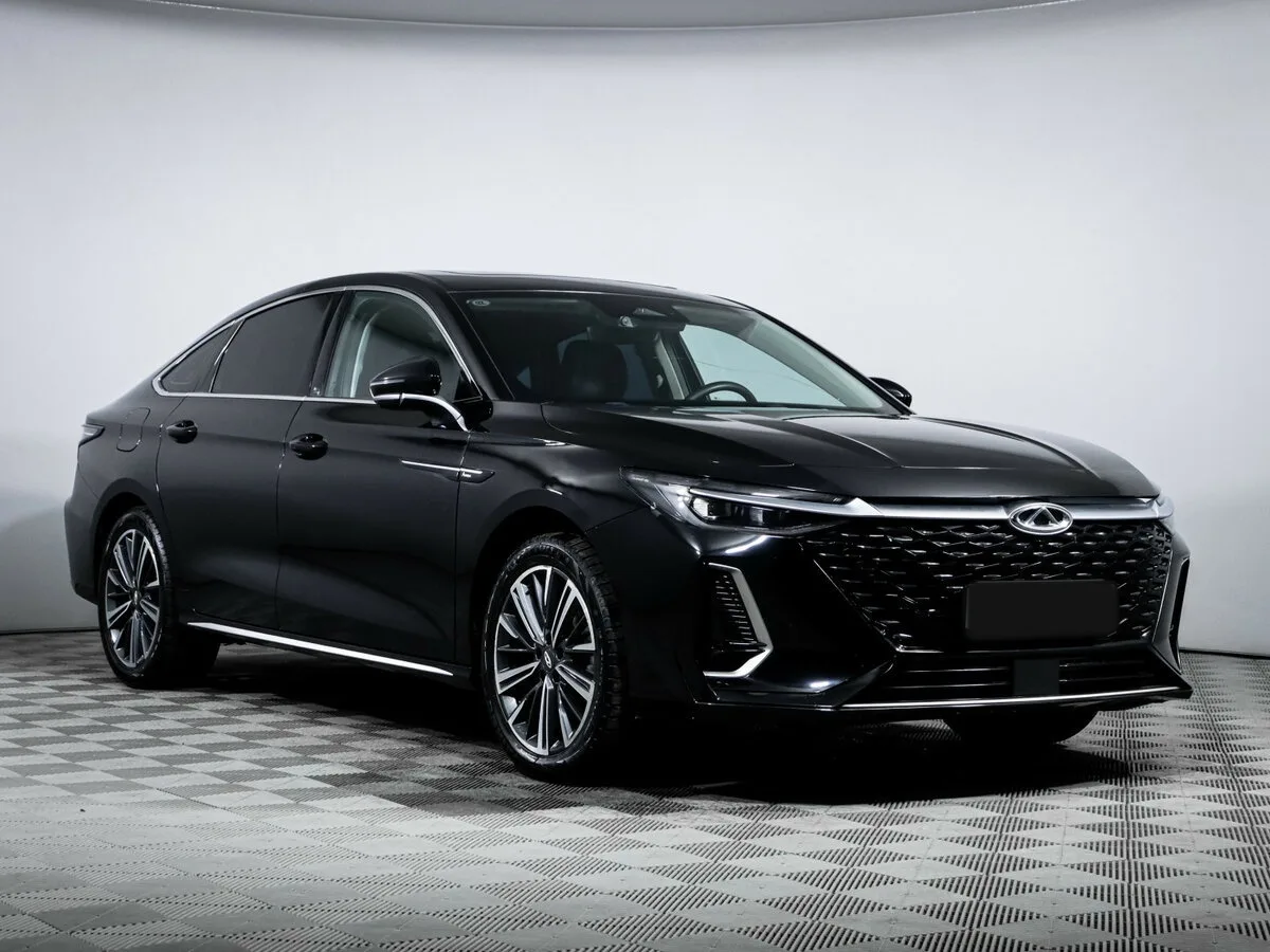 Chery Arrizo 8