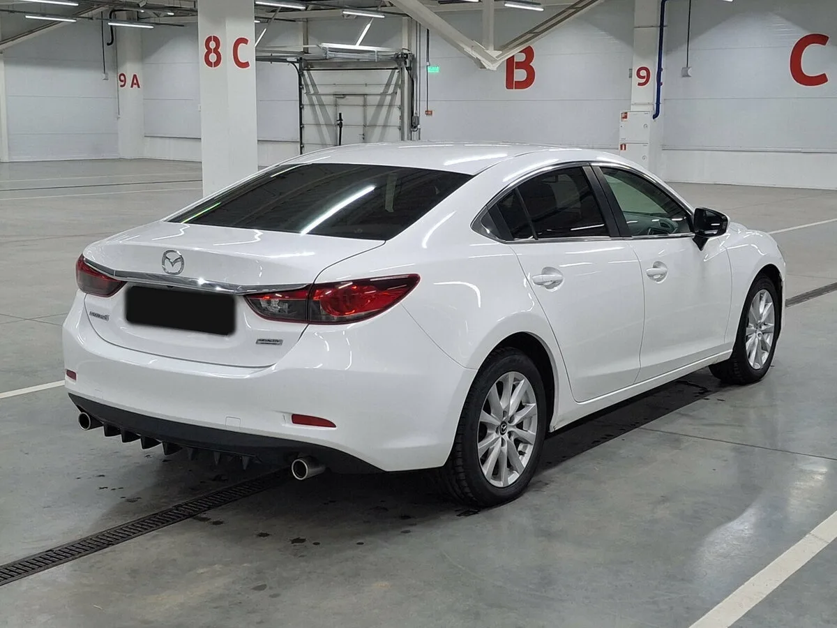 Mazda 6