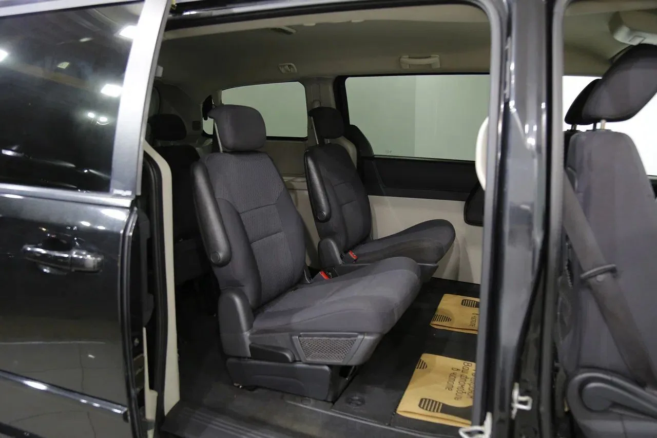 Dodge Caravan