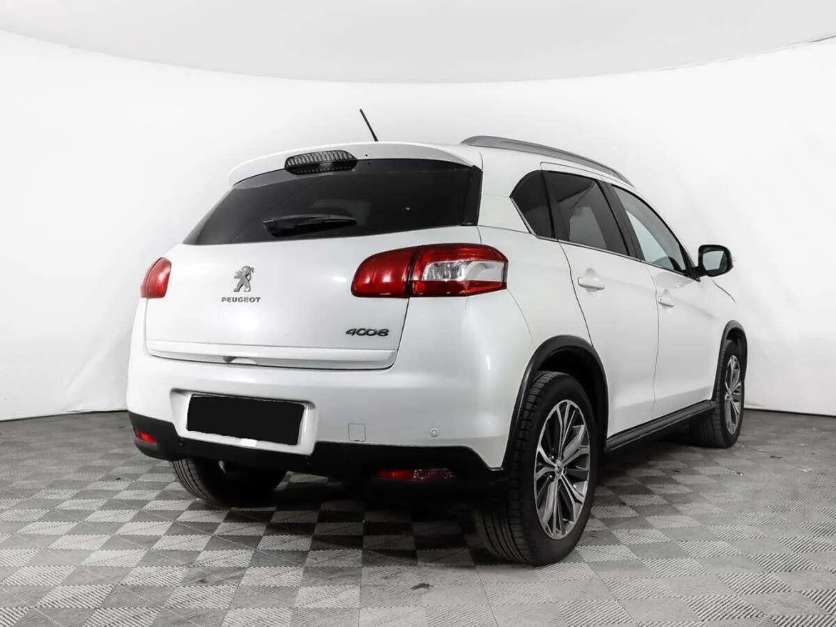 Peugeot 4008