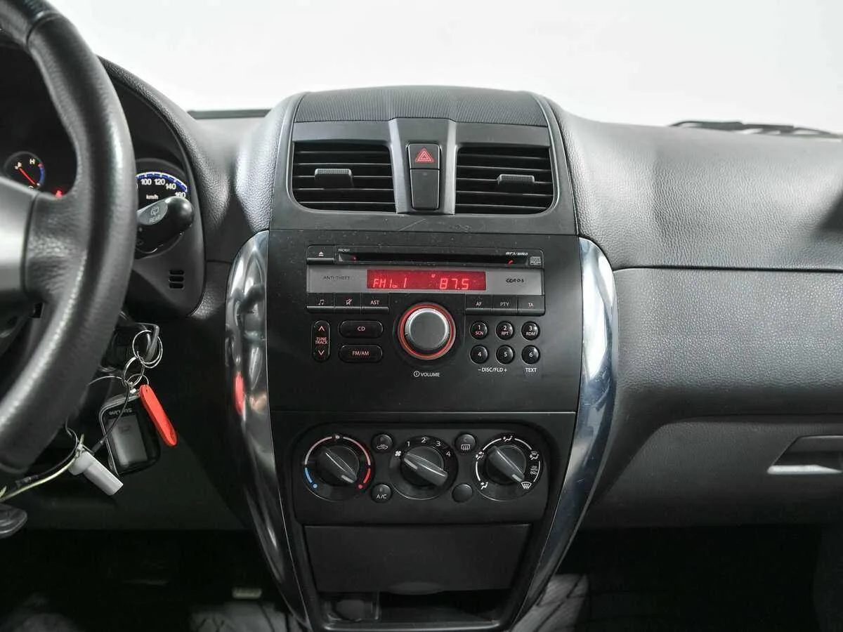 Suzuki SX4