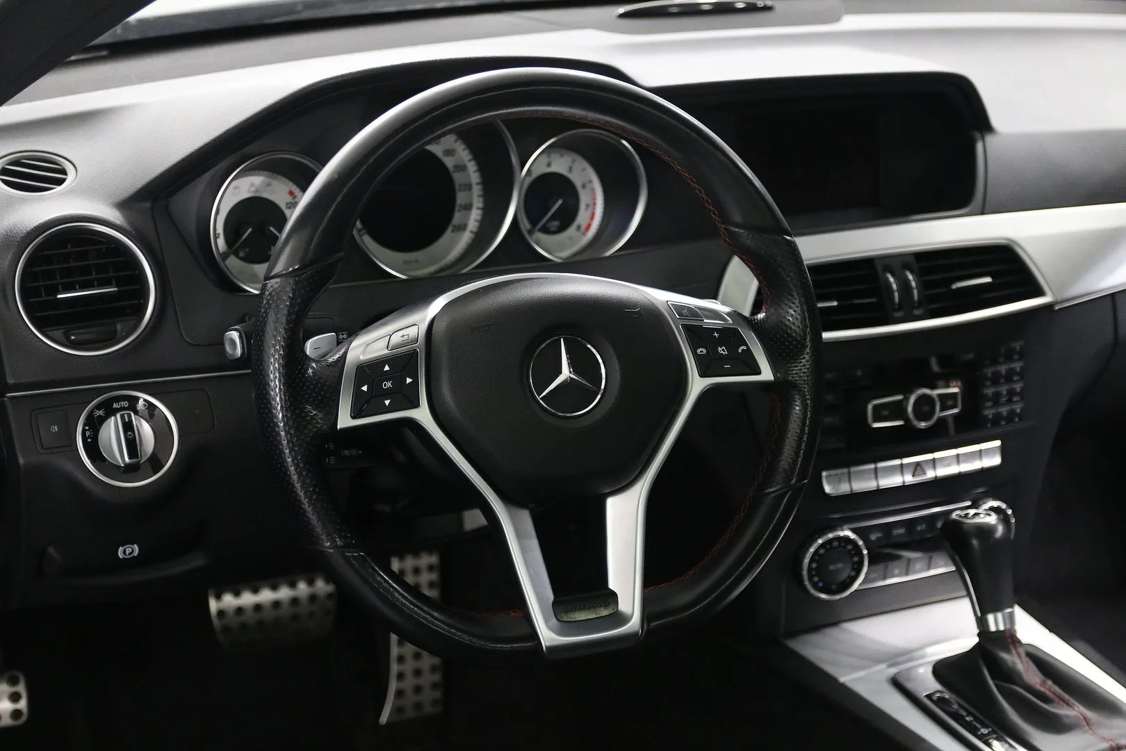 Mercedes-Benz C-Класс