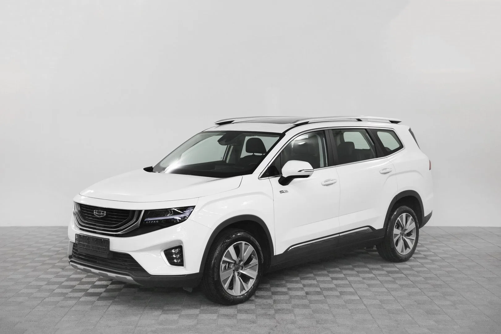 Geely Okavango