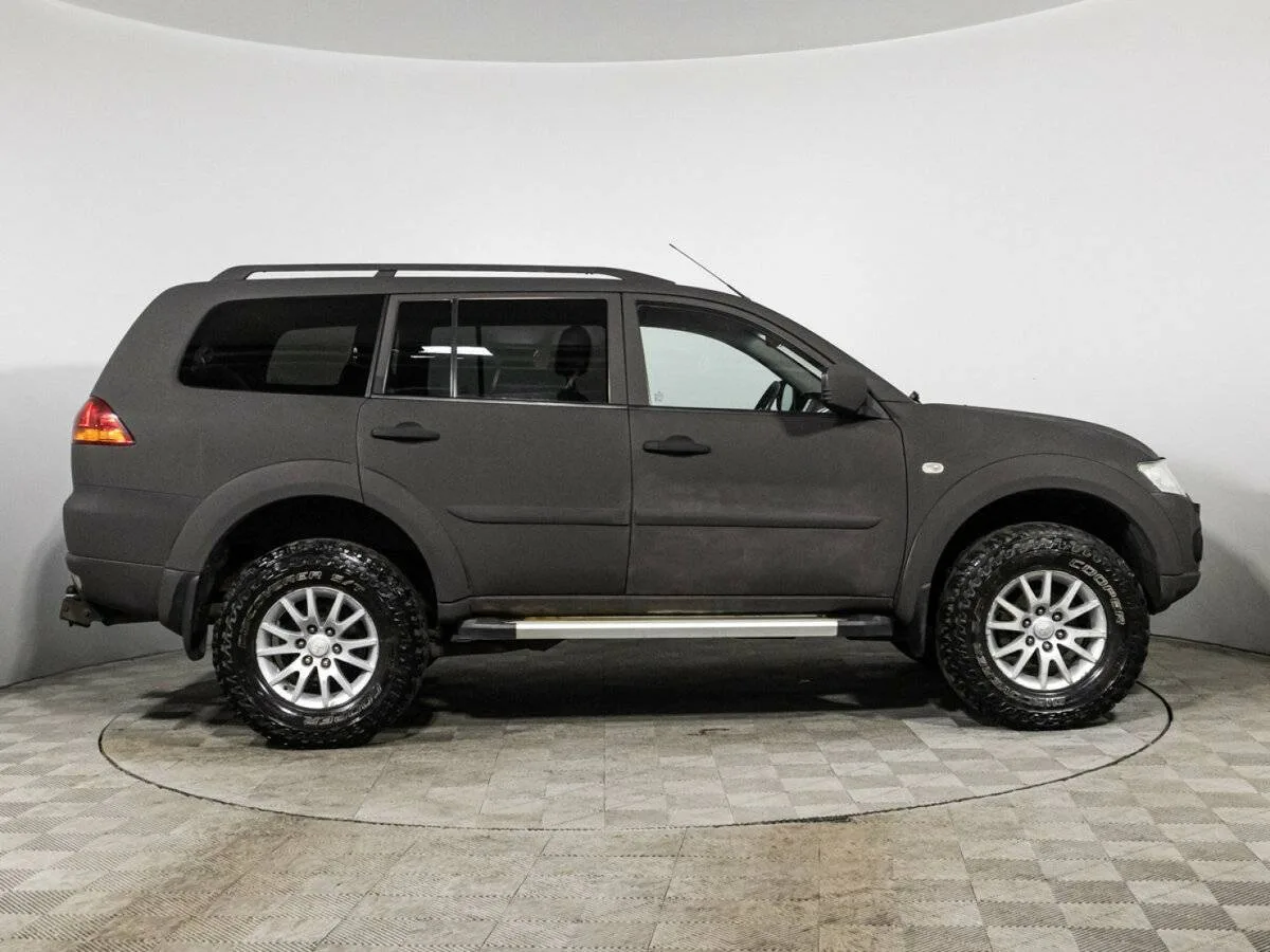 Mitsubishi Pajero Sport