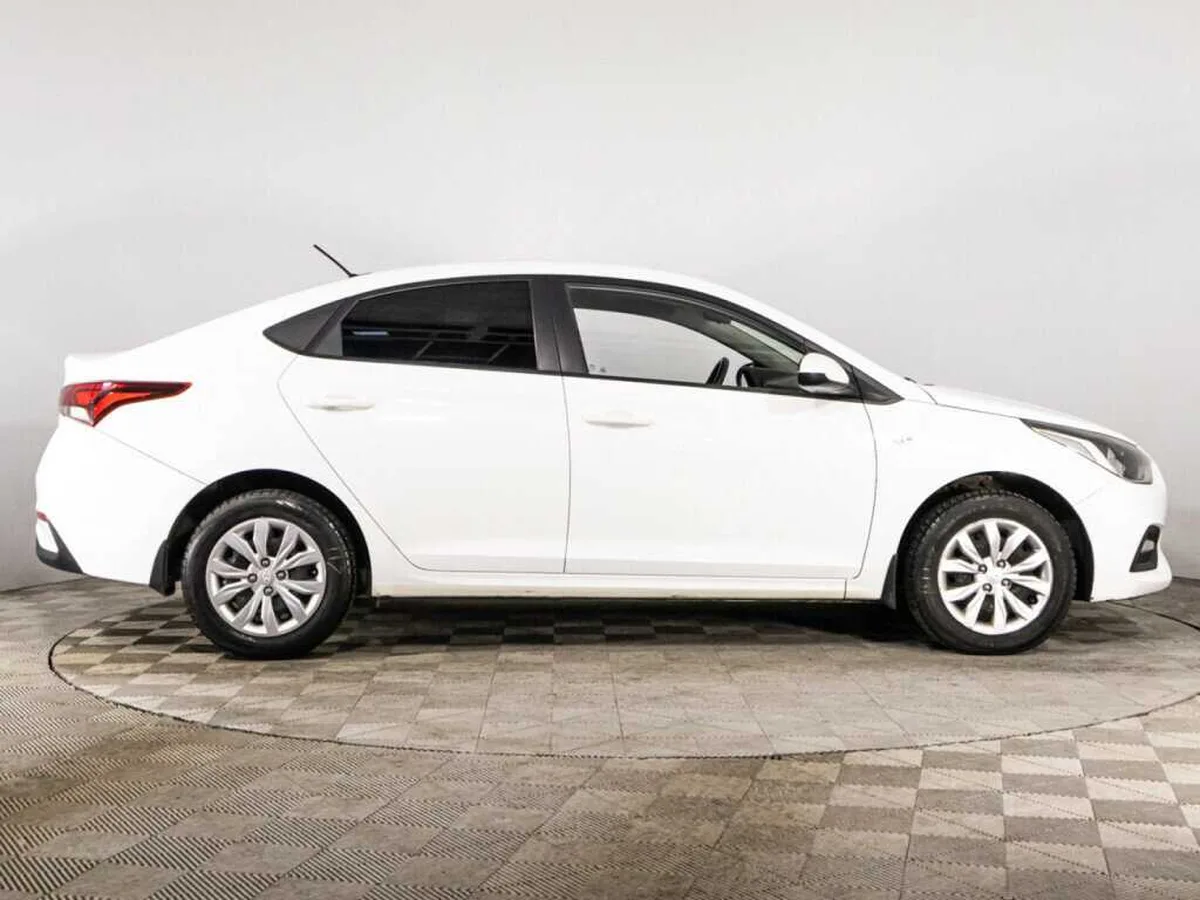 Hyundai Solaris