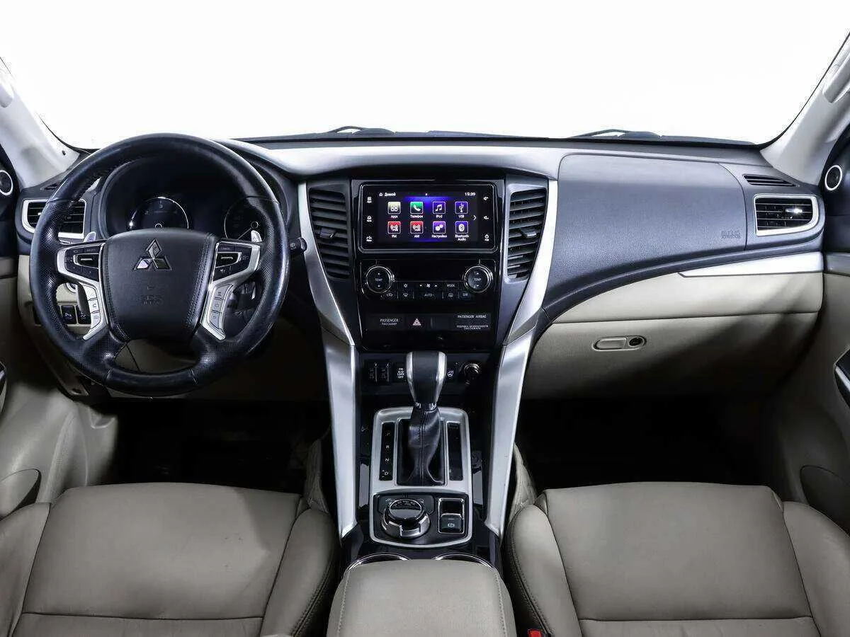 Mitsubishi Pajero Sport