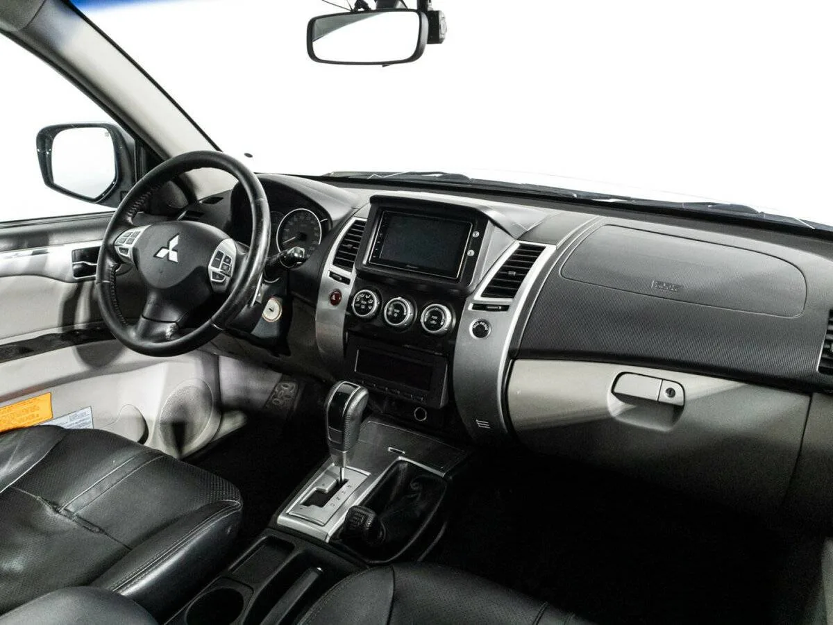 Mitsubishi Pajero Sport