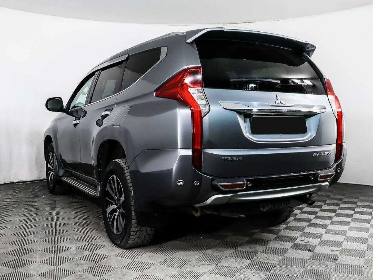Mitsubishi Pajero Sport