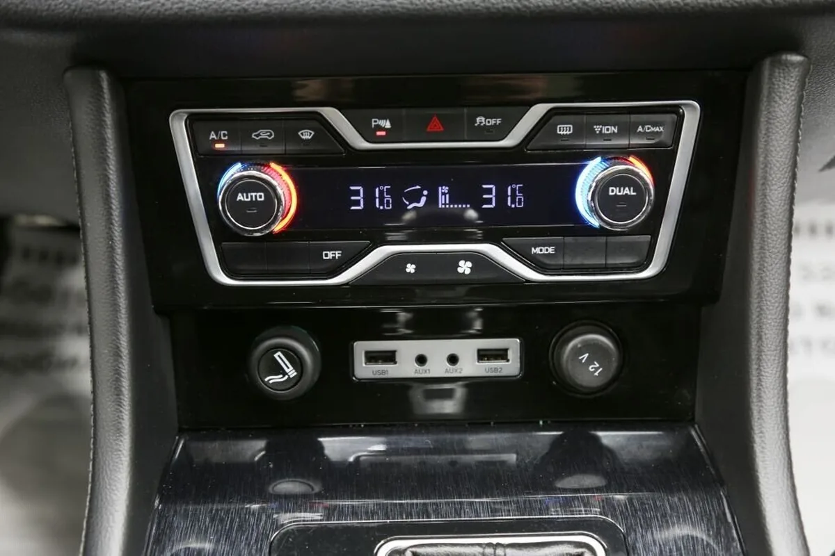 Zotye Coupa