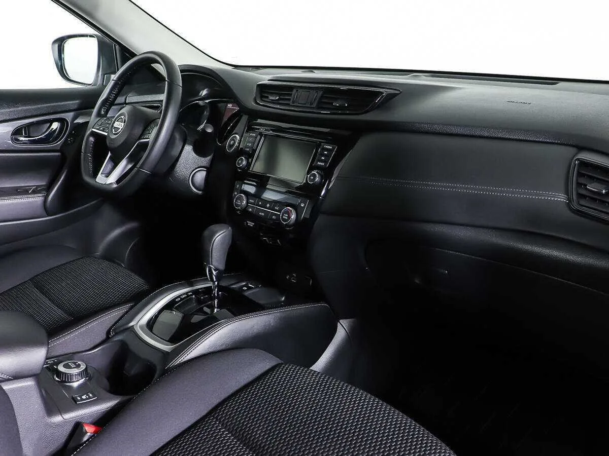 Nissan X Trail