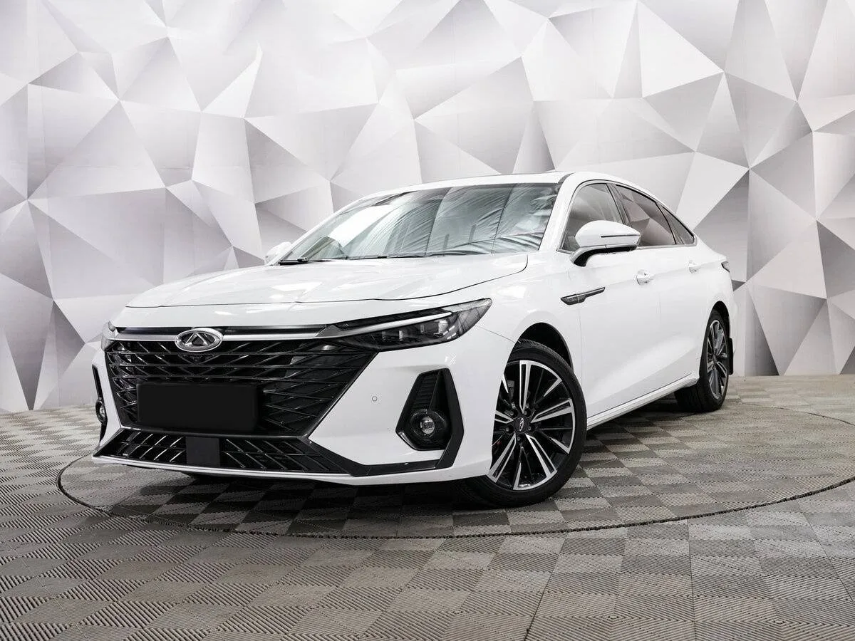 Chery Arrizo 8