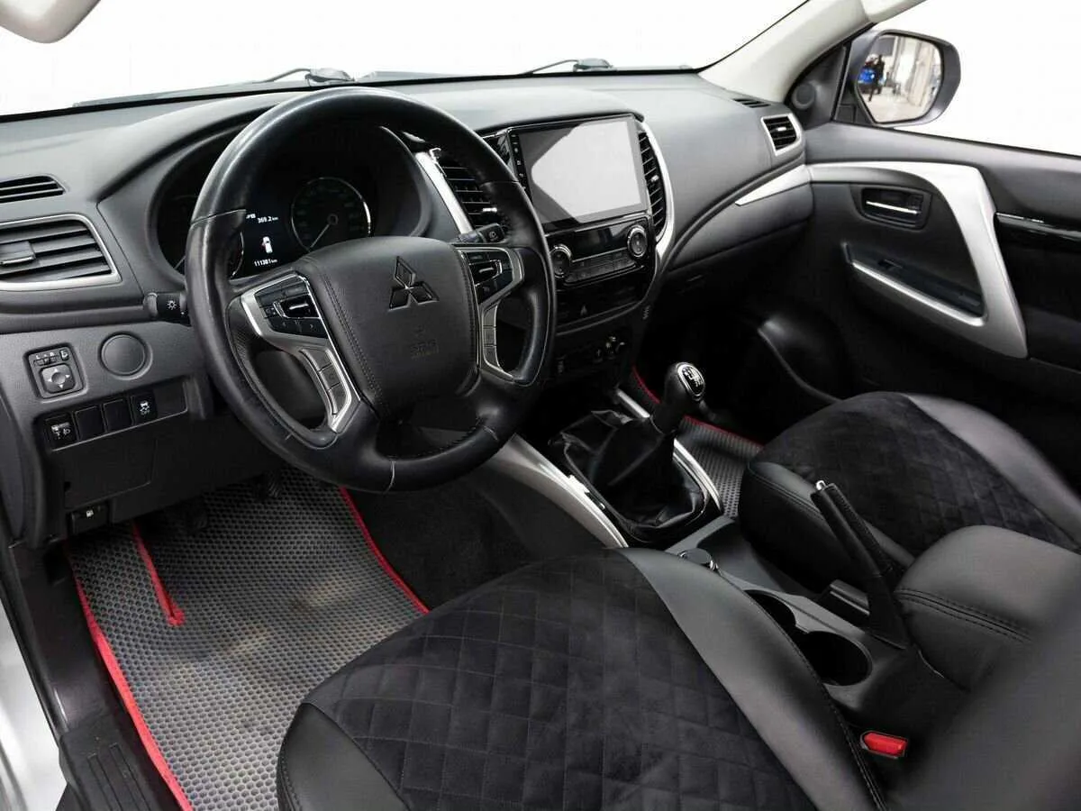 Mitsubishi Pajero Sport