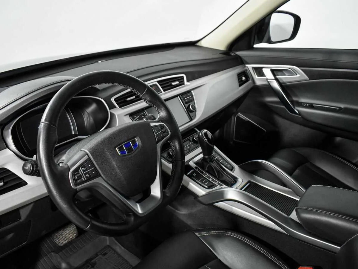 Geely Atlas