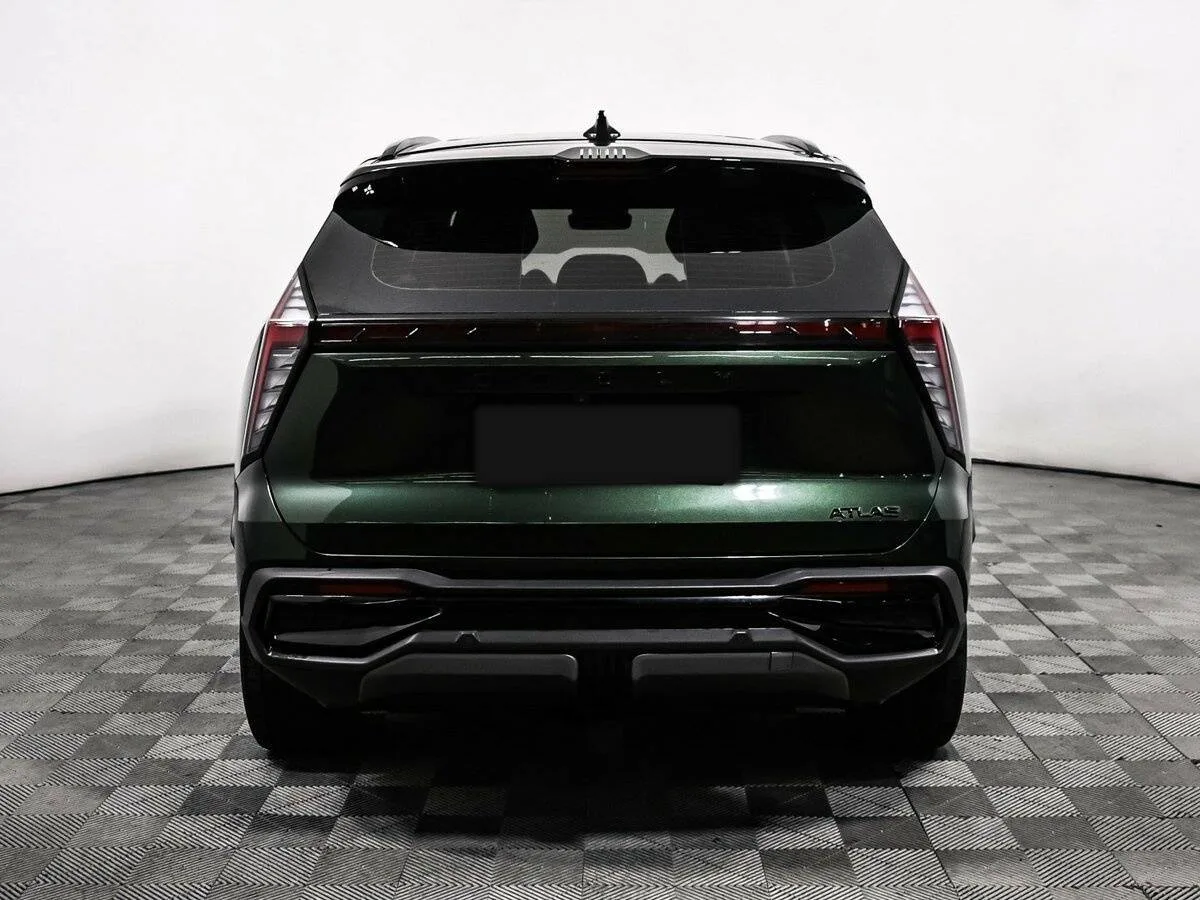 Geely Atlas