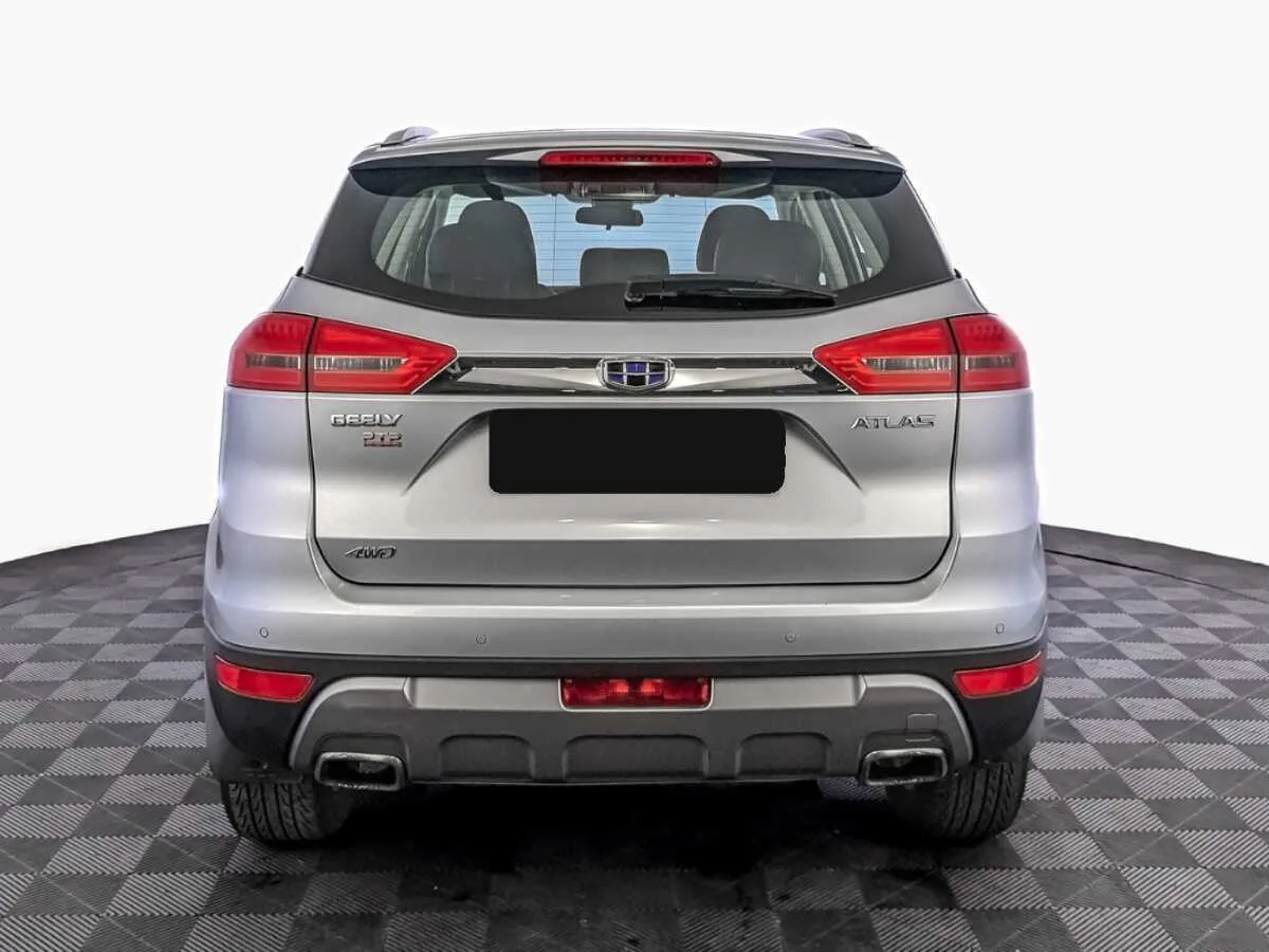 Geely Atlas