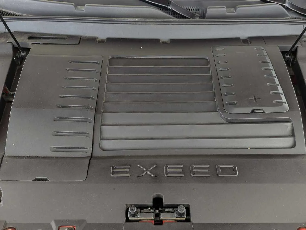 Exeed Lx