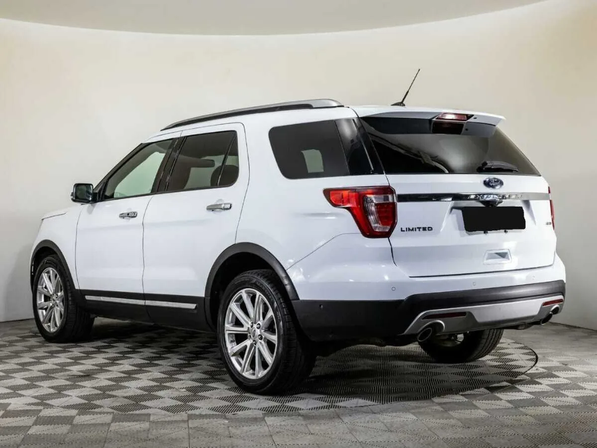 Ford Explorer
