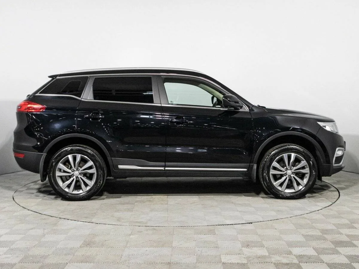 Geely Atlas