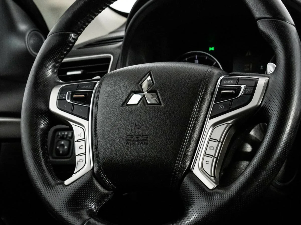 Mitsubishi Pajero Sport