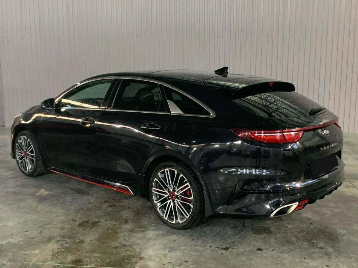 Kia Proceed