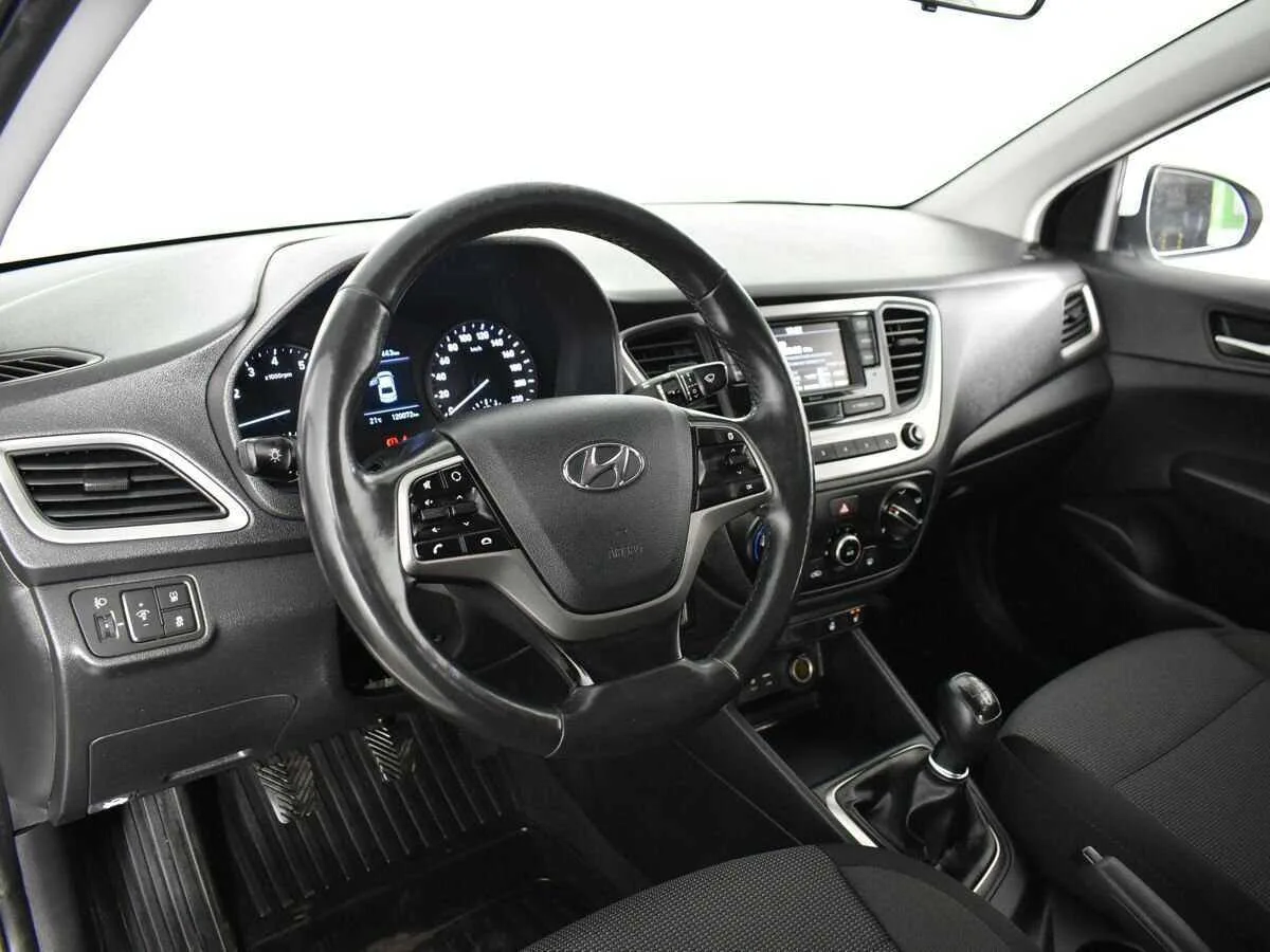 Hyundai Solaris