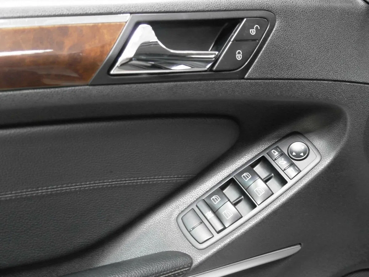 Mercedes-Benz M-Класс