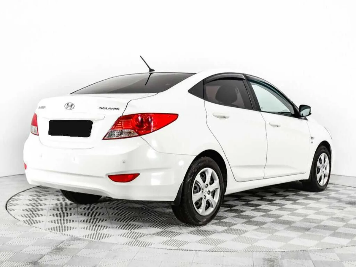 Hyundai Solaris