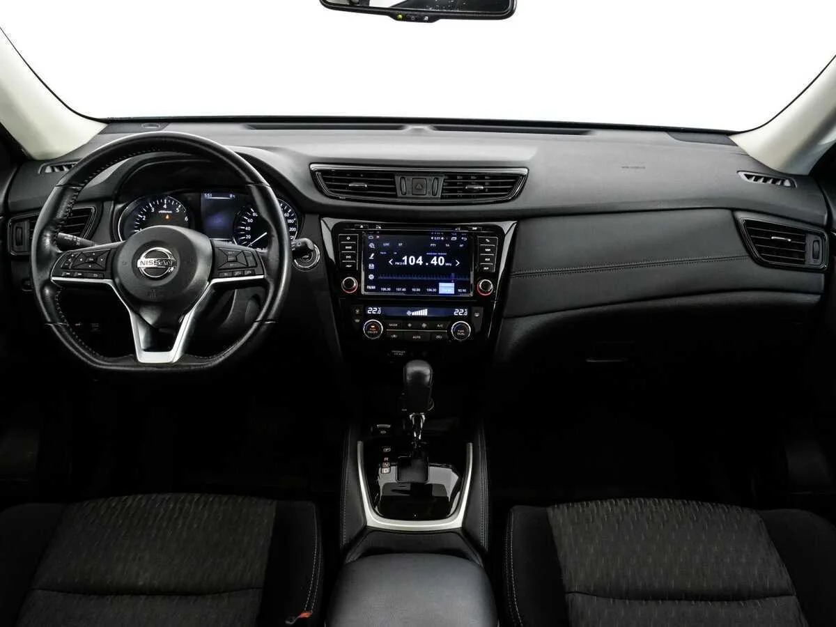 Nissan X Trail