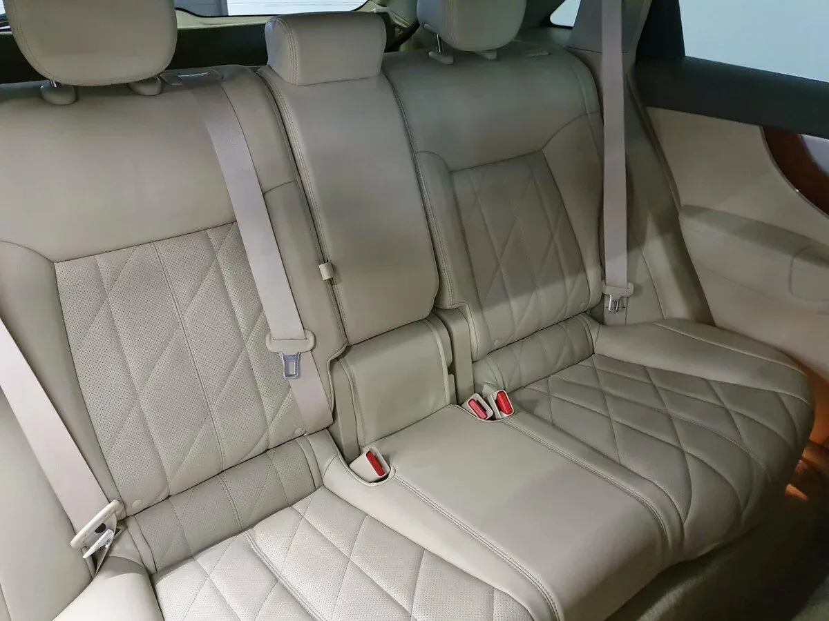 Infiniti QX70